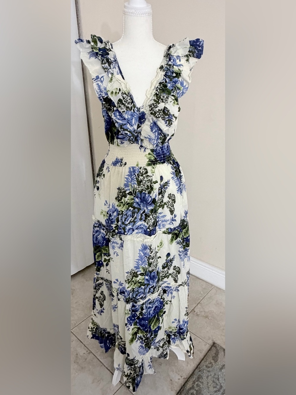 Caroline Constas Floral Tiered Ruffle Maxi Dress Size S Blue White